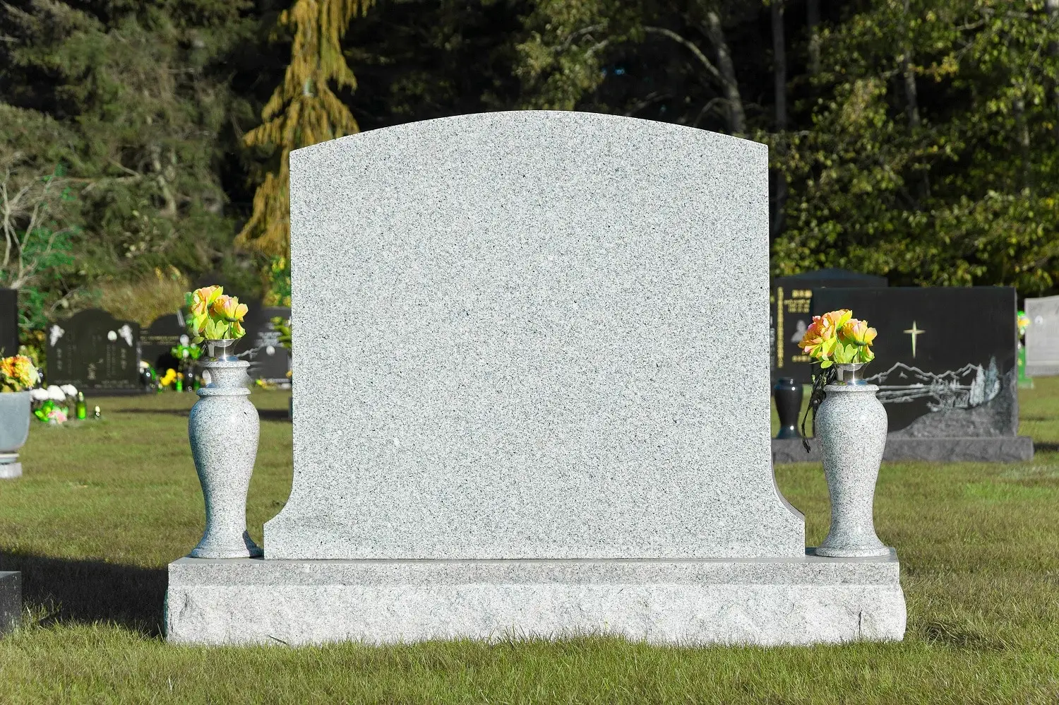 Photo of a blank tombstone.
