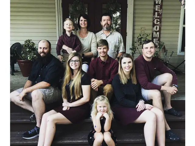 Photo of Mary Jane Williams and her family.