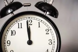 Photo of an alarm clock just before midnight?