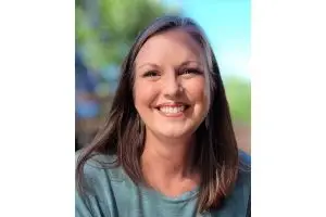 Photo of Angie Clayton.