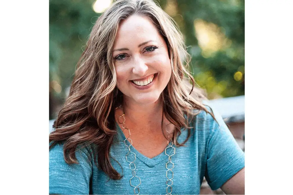 Alicia Michelle, the author of Emotional Confidence: "Three Simple Steps to Manage Emotions with Science and Scripture."