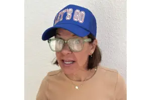 Randi coaches midlife adults who may feel stuck, invisible and uncertain about their value.